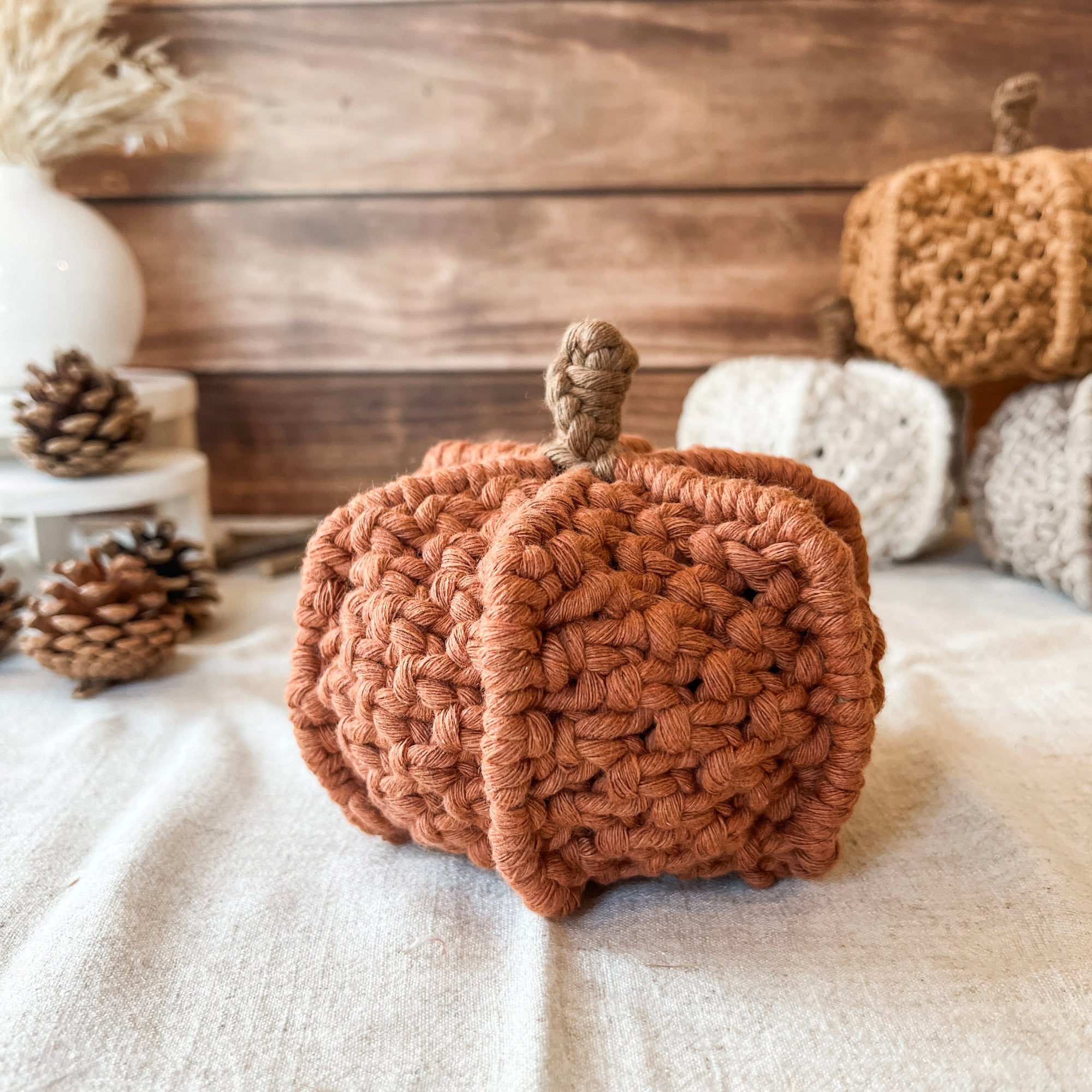 macrame pumpkin